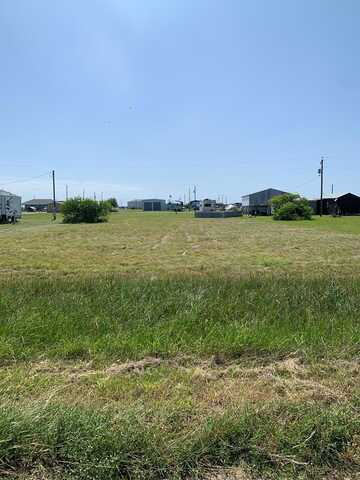 52 Salmon, Palacios, TX 77465