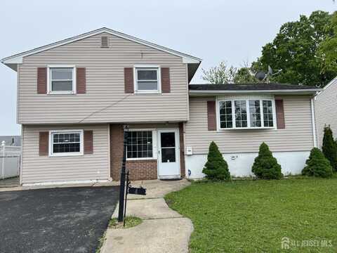 4 Monroe Avenue, Carteret, NJ 07008