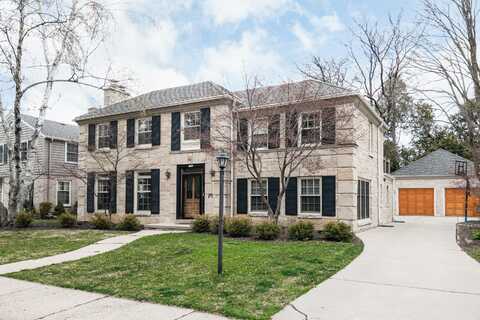 5036 N Lake Dr, Whitefish Bay, WI 53217