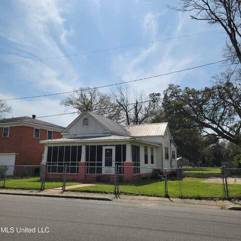 545 Esters Boulevard, Biloxi, MS 39530