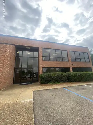 1 Woodgreen Place, Madison, MS 39110