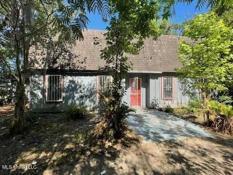 10411 Riverroad Drive, Gulfport, MS 39503
