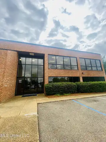 1 Woodgreen Place, Madison, MS 39110