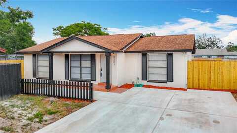 9201 SPY GLASS COURT, TAMPA, FL 33615
