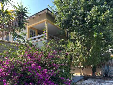 943 7TH STREET N, Saint Petersburg, FL 33701