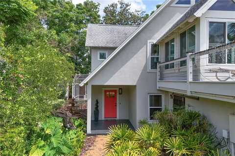 421 W 10TH AVENUE, MOUNT DORA, FL 32757