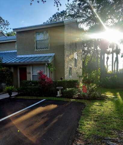 13020 LORNA PLACE, TAMPA, FL 33618