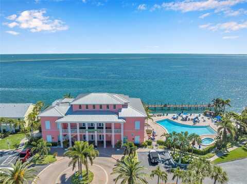4872 BEACH DRIVE SE, Saint Petersburg, FL 33705