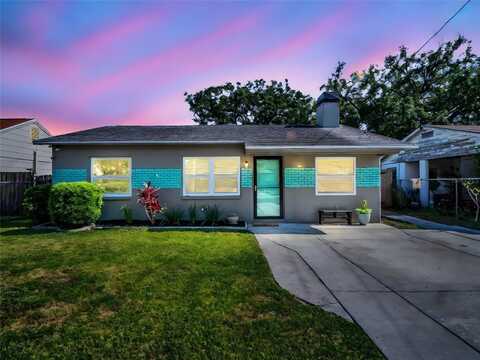 37 W BOYER STREET, TARPON SPRINGS, FL 34689