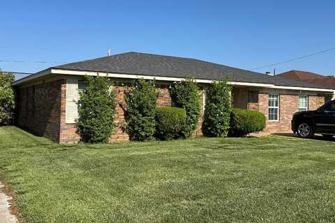 617 Floyd Avenue, Dumas, TX 79029