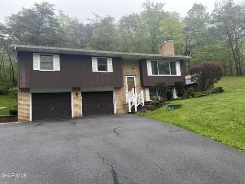 159 Hollidaysburg Sportsman Road, Hollidaysburg, PA 16648