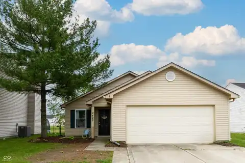 2449 Orchard Creek Drive, Columbus, IN 47201