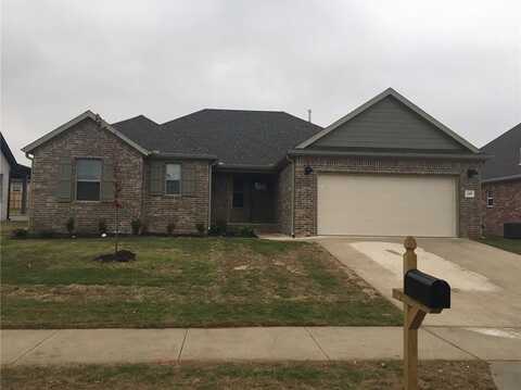 2205 N Elisabeth, Siloam Springs, AR 72761