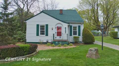 6247 Rowley, Waterford, MI 48329