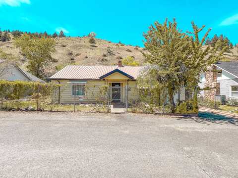 413 SW Brent Drive, John Day, OR 97845