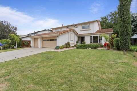 890 Greenwich DR, GILROY, CA 95020