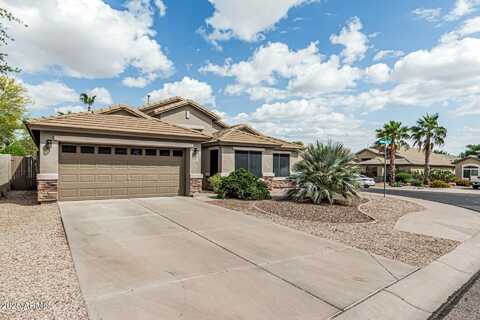 29915 N MARAVILLA Drive, San Tan Valley, AZ 85143