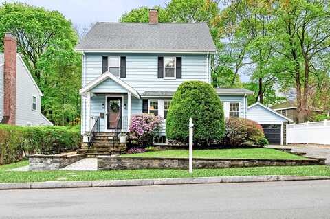 377 Grove St, Melrose, MA 02176