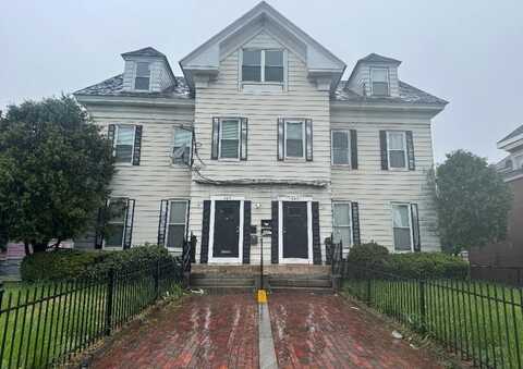 862 Main St, Worcester, MA 01610