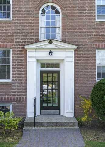 42 Browne Street, Brookline, MA 02446