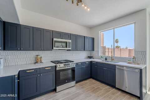 3233 E SEQUOIA Drive, Phoenix, AZ 85050
