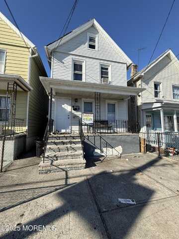 647 State Street, Perth Amboy, NJ 08862