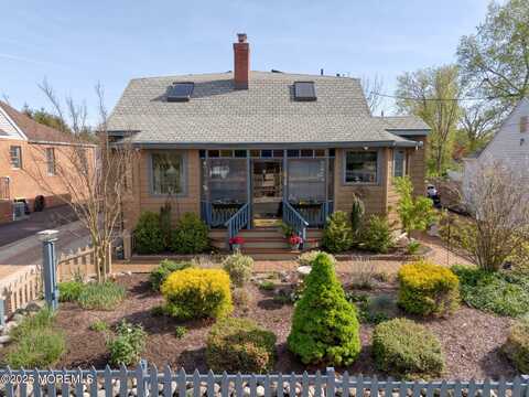 203 Dayton Avenue, Toms River, NJ 08753