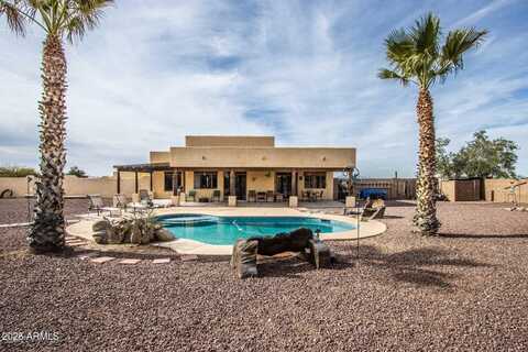 11283 N HENNESS Road, Casa Grande, AZ 85194