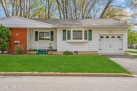9 Oklahoma Way, Whiting, NJ 08759