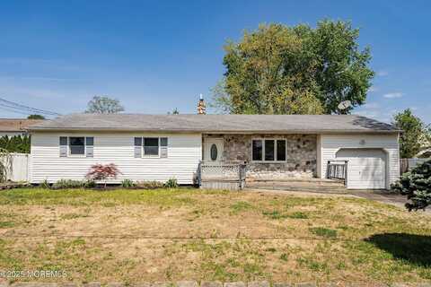 833 6th Avenue, Toms River, NJ 08757
