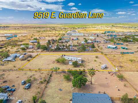 9519 E Guardian Lane, Hereford, AZ 85615