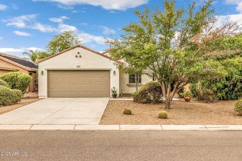 1375 W BELMONT RED Trail, San Tan Valley, AZ 85143