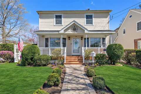 25 Miller Avenue, Floral Park, NY 11001