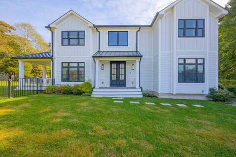 264 Magee Street, Southampton, NY 11968