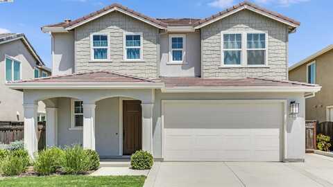 1515 Garden Farms Ave, Lathrop, CA 95330