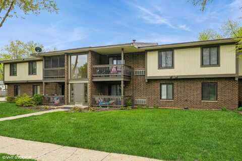 568 Somerset Lane, Crystal Lake, IL 60014