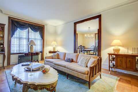 34-06 81st, Jackson Heights, NY 11372