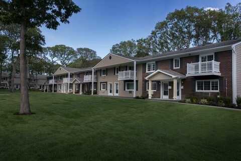 4 Dunstan Place, Coram, NY 11727