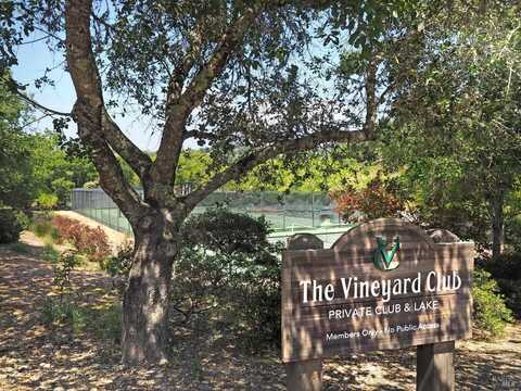 23655 Vineyard Road, Geyserville, CA 95441