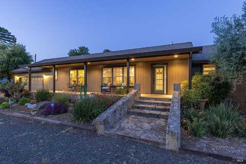 1040 Berry Lane, Napa, CA 94558