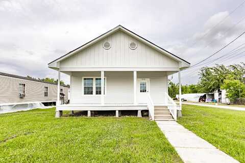 163 Nora T Ln, Thibodaux, LA 70301