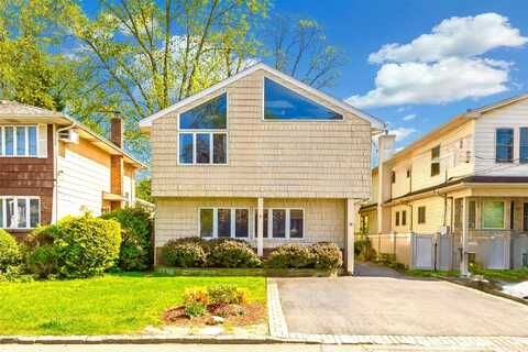 38 Corchaug Avenue, Port Washington, NY 11050