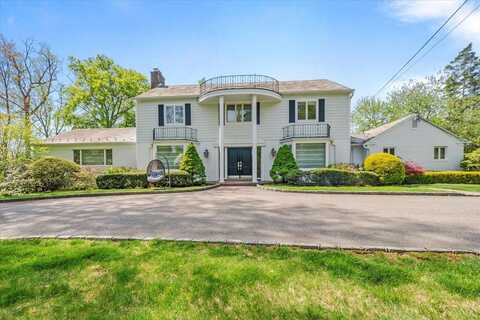 22 Channel Drive, Great Neck, NY 11024