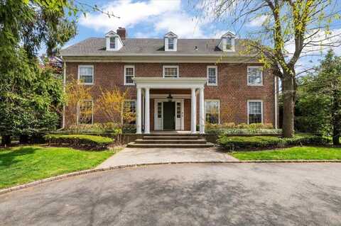 835 Pond Lane, Woodsburgh, NY 11598