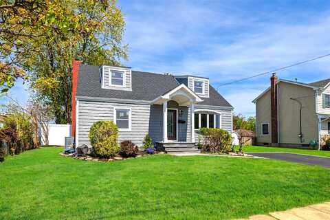 23 Barbara Drive, Farmingdale, NY 11735