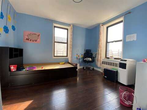 9411 34th Road, Jackson Heights, NY 11372