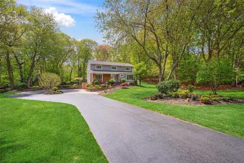 6 York Court, Northport, NY 11768