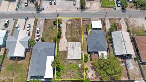 5806 Pinetree Avenue, Panama City, FL 32408
