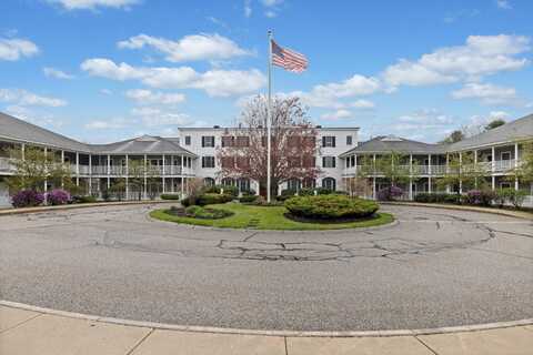 106 Farragut Way, Kennebunk, ME 04043