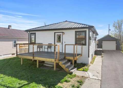 1109 12th Avenue, Belle Fourche, SD 57717